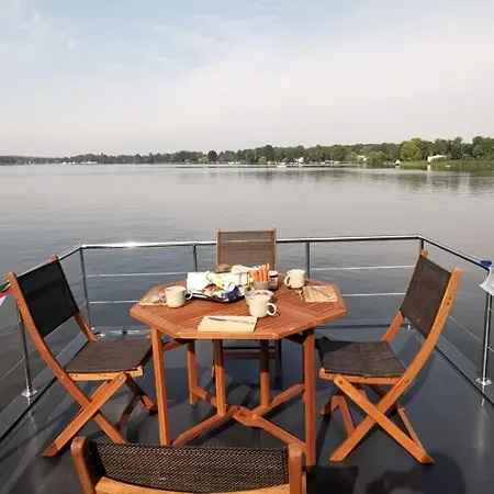 Апартаменты Seeblick Wohnung,hausboot